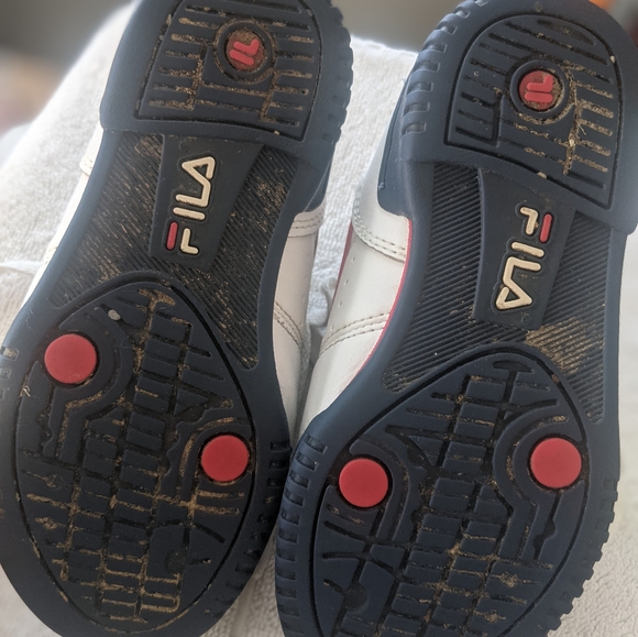 Little Boys Fila Sneakers - Picture 4 of 6